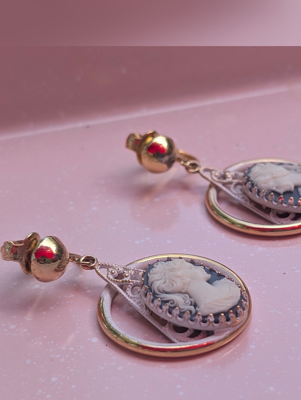 Vintage Cameo Earrings Dangle Clip On Earrings Art Deco - Picture 7 of 16